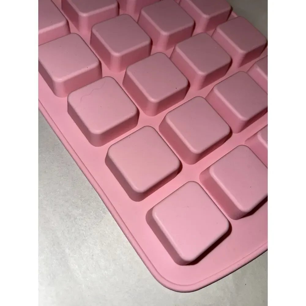 New W/O Tags Pink 24 Cavity Silicon Ice Cube Mold Soap Candle DIY Clay Resin